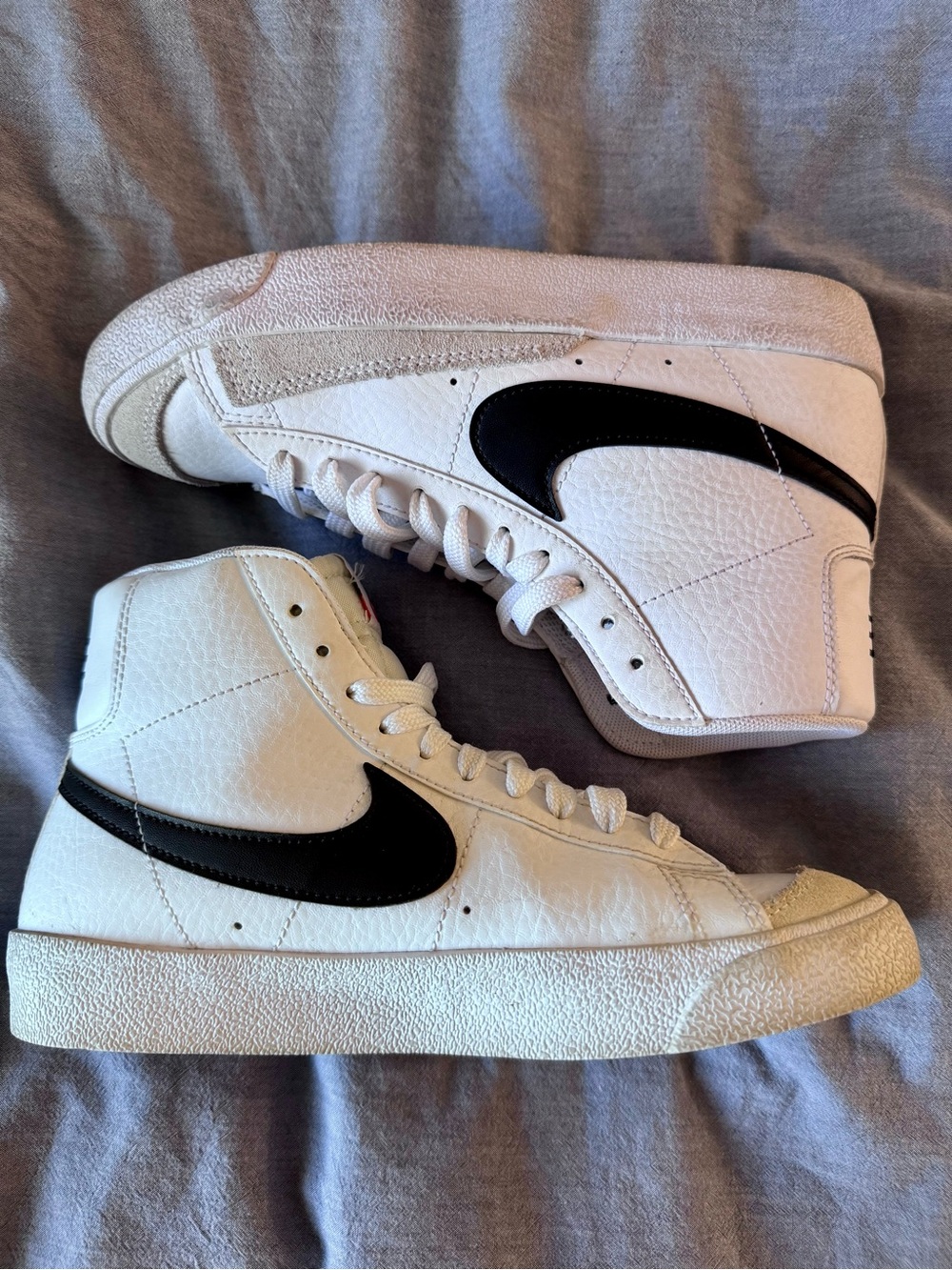 Nike Blazer Mid 77 - big boys 4.5 / women’s 6 - Picture 4 of 8